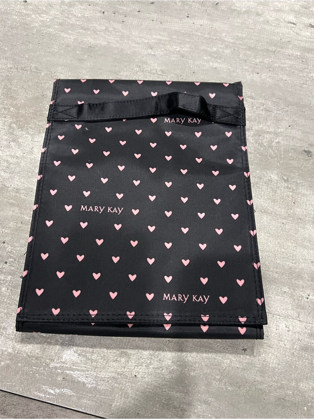 Mary Kay Hanging Organizer Black and Pink travel bag roll up